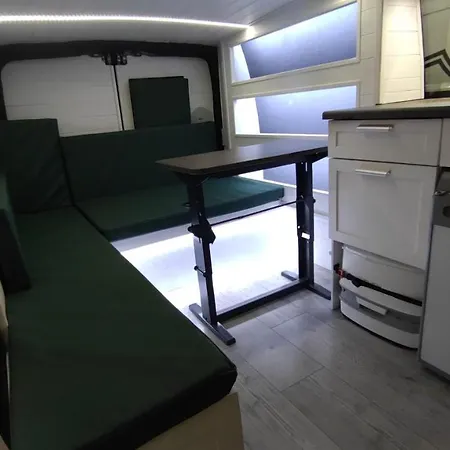 Campsite Vip Caravan Motorhome - Lakoauto *