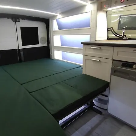 Campsite Vip Caravan Motorhome - Lakoauto *