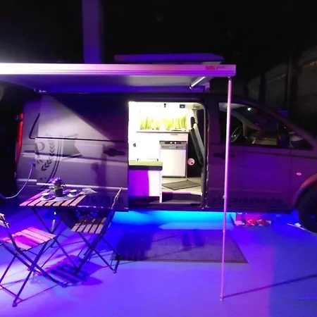 Vip Caravan Motorhome - Lakoauto * Budapest