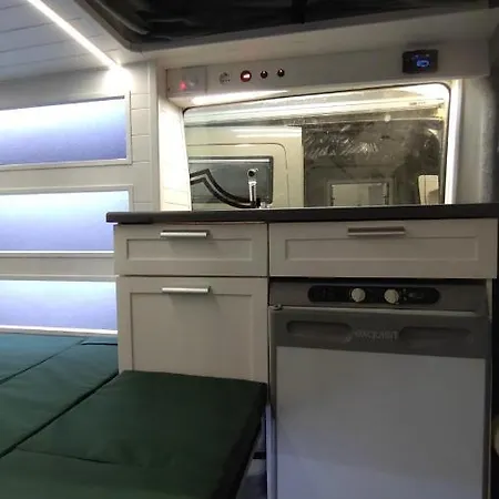 Vip Caravan Motorhome - Lakoauto * Budapest